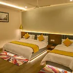 Four Leaf Hotel - Sapphire Blue, Varanasi
